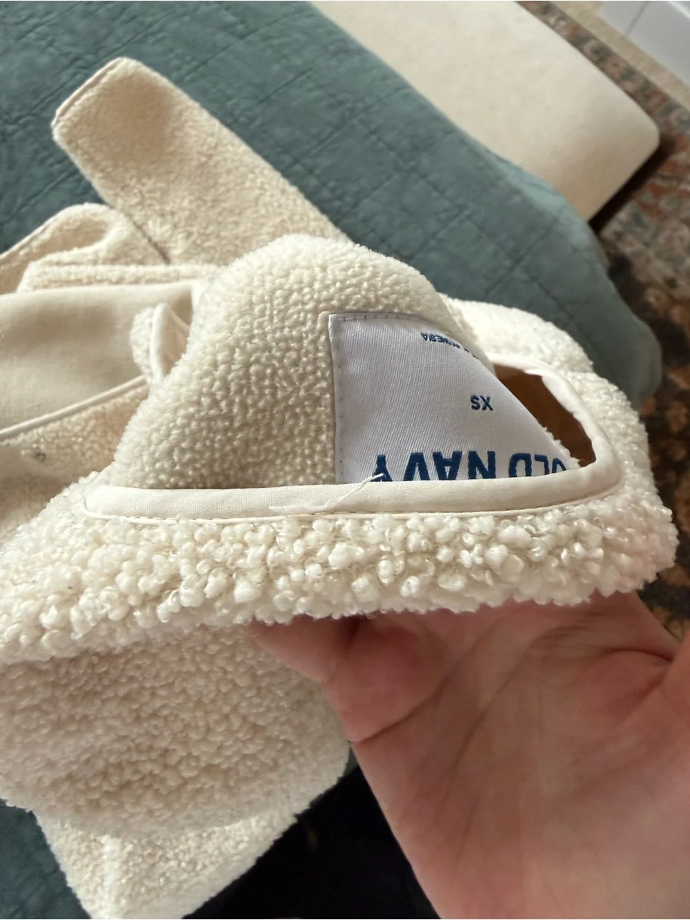 Old Navy Women’s Cozy Cream Collarless Sherpa Jacket